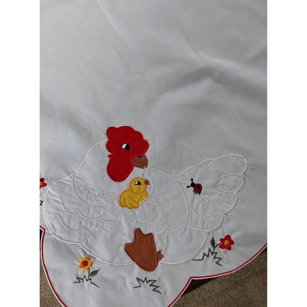 Small 32x32 Stitched and Appliqued Hens and Chicks